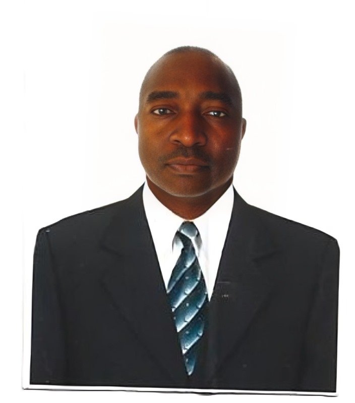 Retrato de Juliano Chitue de Assunção Nascimento